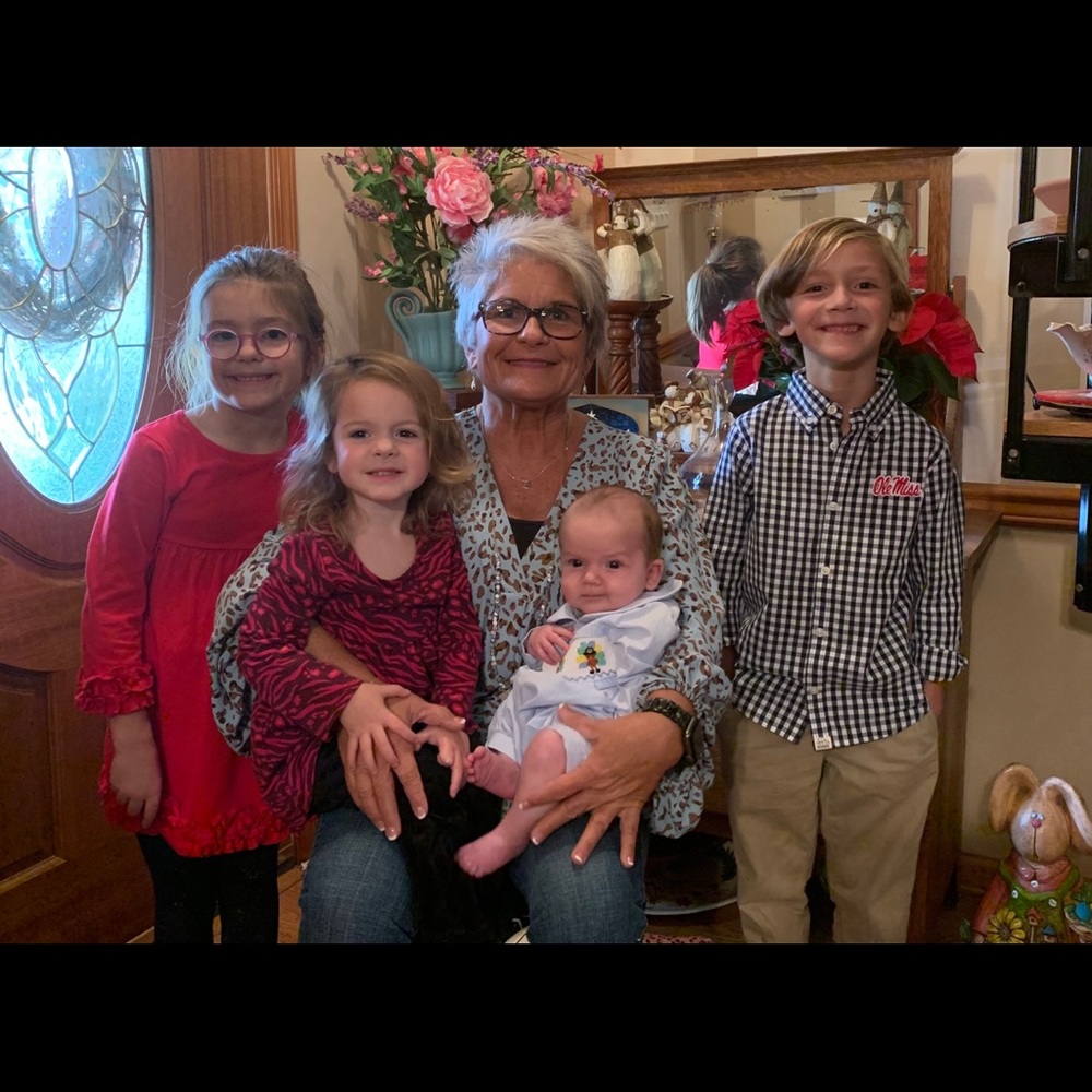 Meet your Posher, Lisa